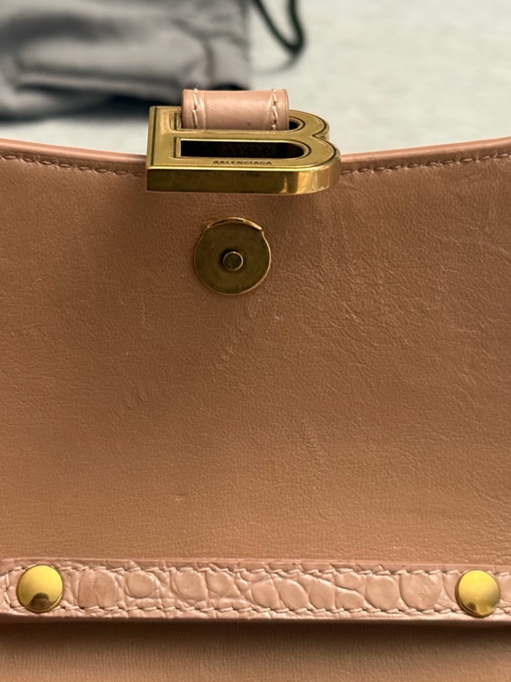 Balenciaga Blush Croc-Embossed B Clutch - Picture 6 of 11